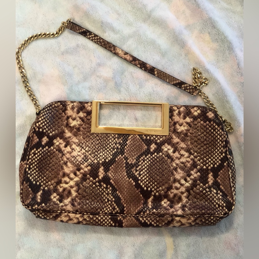 Michael Kors Snakeskin Print Clutch Purse with Shoulder Strap in Excellent Cond